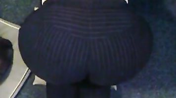 descarga corrida en sus pantalones